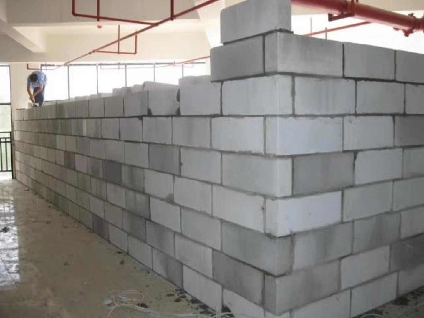 靖江蒸压加气混凝土砌块承重墙静力和抗震性能的研究